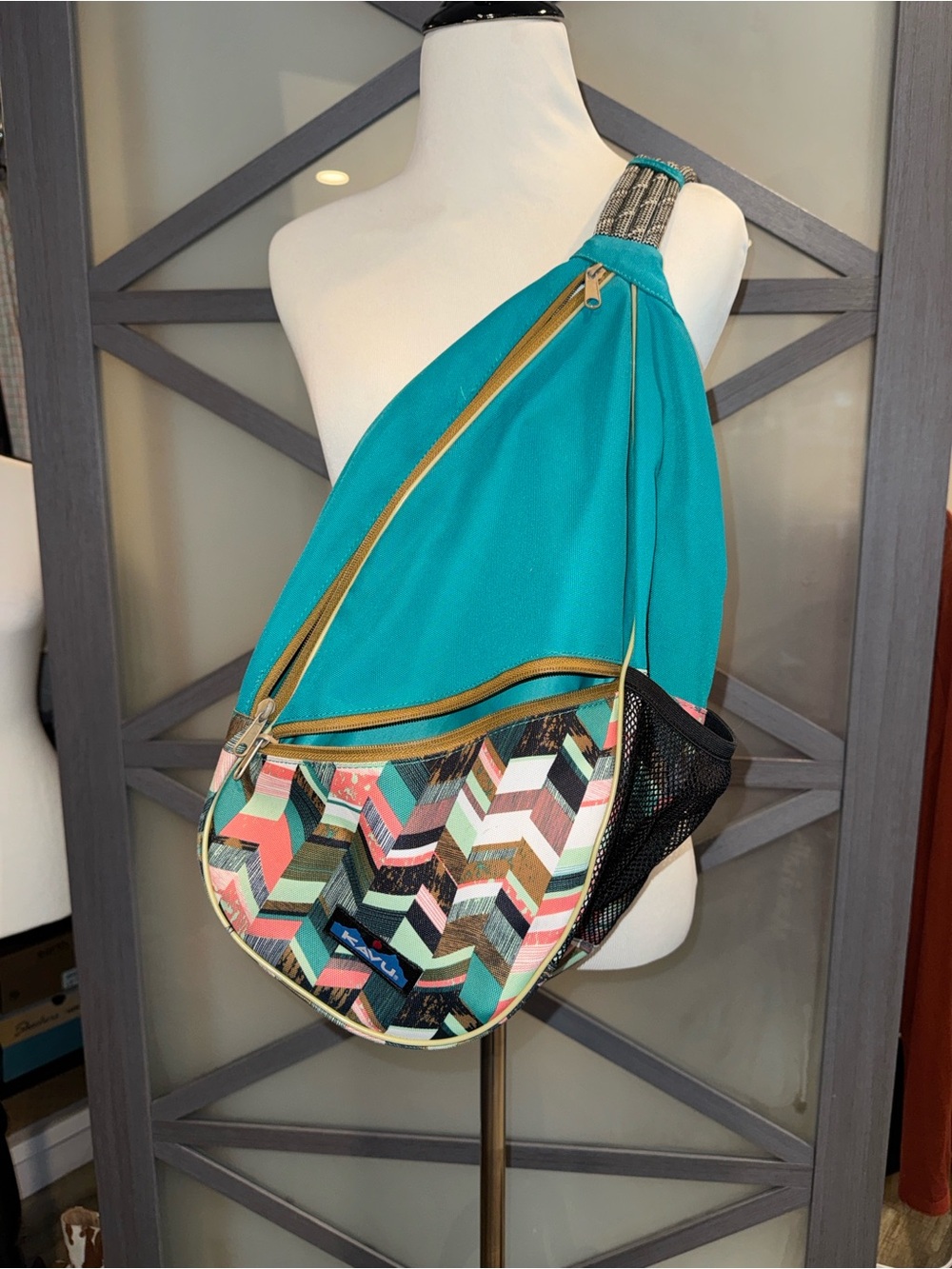 KAVU Rope Sling Bag Turquoise Blue Geometric Print Crossbody Backpack
